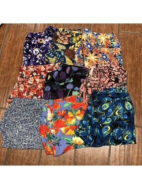 LuLaRoe TC Leggings Lot Of 9 Tall & Curvy Bundle Mixed Prints Soft Bright Colors